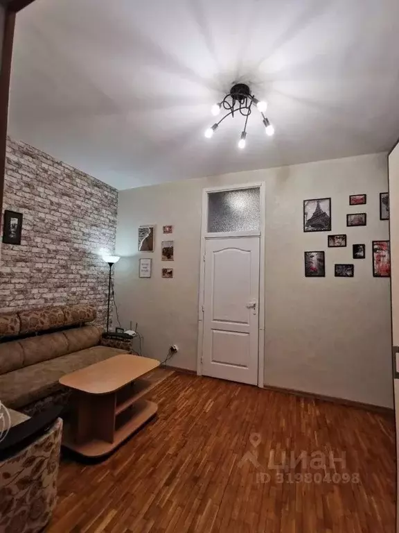 2-к кв. Севастополь просп. Героев Сталинграда, 63 (60.0 м) - Фото 1