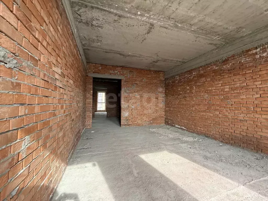 2-к кв. Северная Осетия, Владикавказ ул. Куйбышева, 77В (72.3 м) - Фото 2