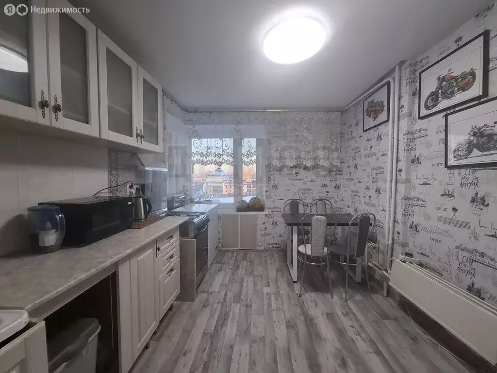 3-комнатная квартира: Екатеринбург, улица Красных Командиров, 1А (70.7 ... - Фото 2