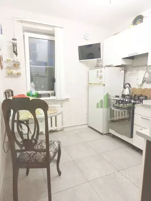 3-к кв. Новгородская область, Великий Новгород ул. Связи, 3 (58.5 м) - Фото 2