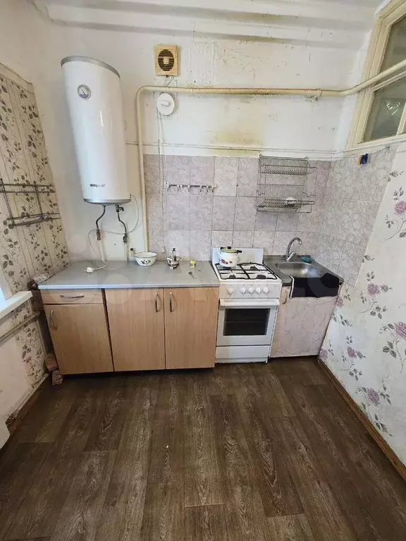 3-к. квартира, 58 м, 2/2 эт. - Фото 1
