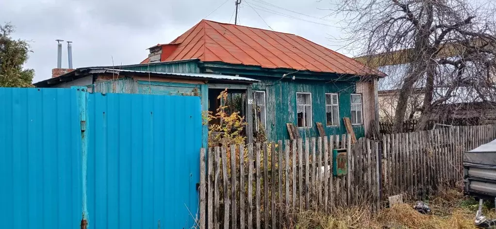 Дом в Башкортостан, Куюргазинский район, Ермолаевский сельсовет, с. ... - Фото 1