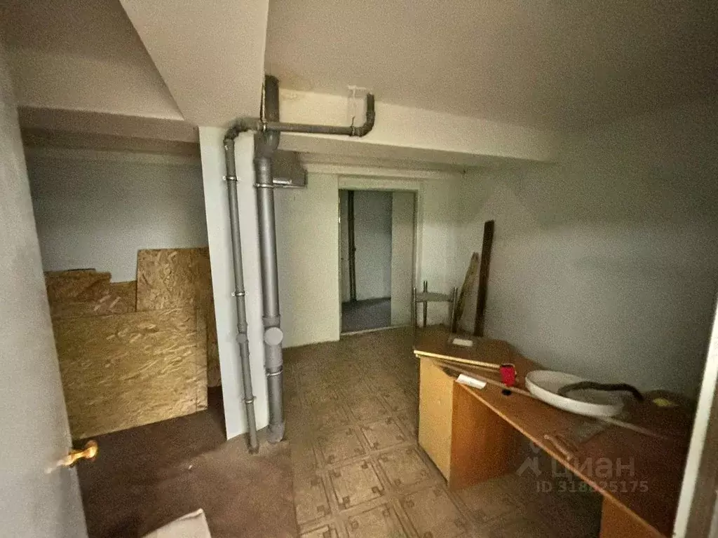 Помещение свободного назначения в Саха (Якутия), Нерюнгри ул. ... - Фото 1