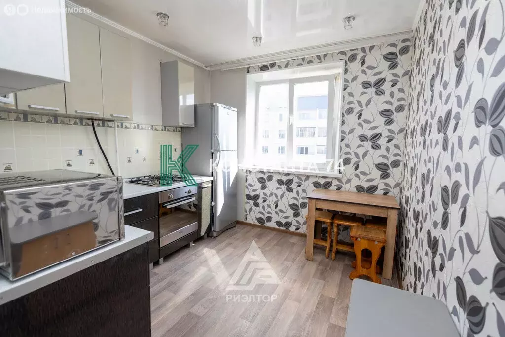3-комнатная квартира: Миасс, улица Академика Павлова, 29 (68.5 м) - Фото 0