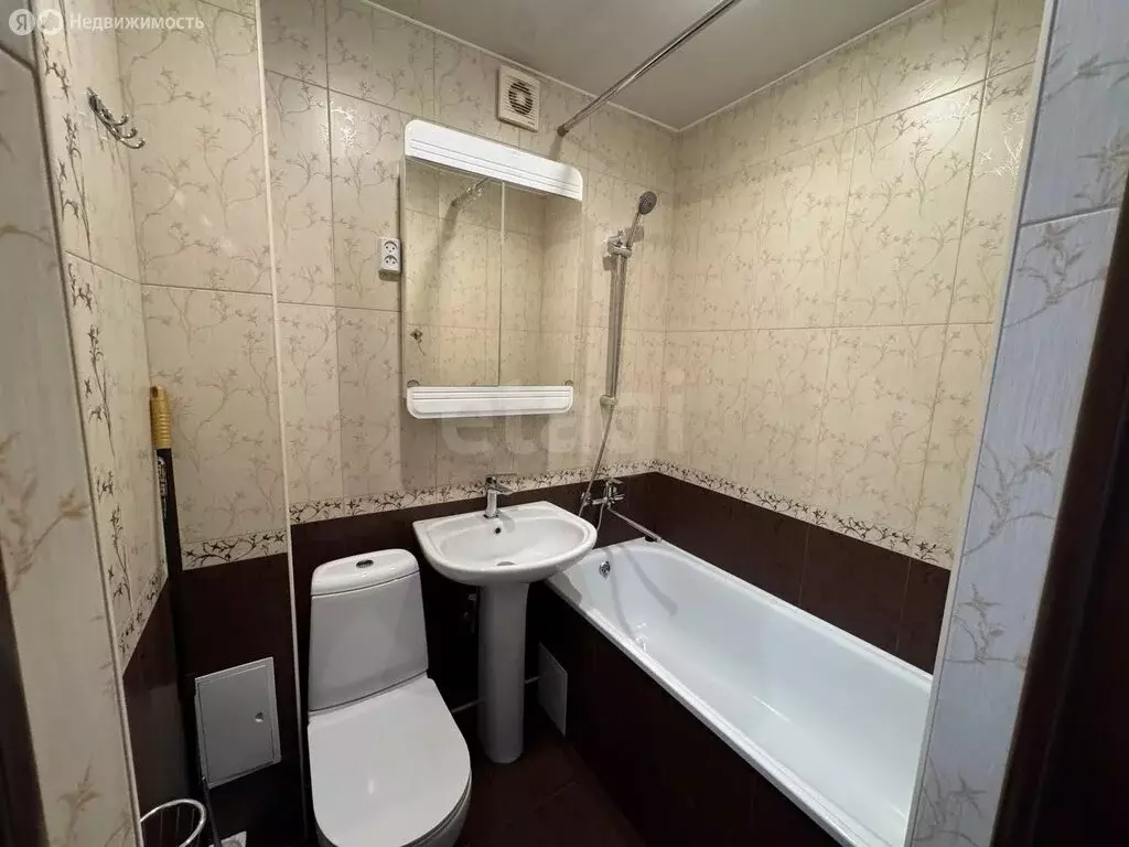 1-комнатная квартира: Владикавказ, улица Колка Кесаева, 137 (32 м) - Фото 1