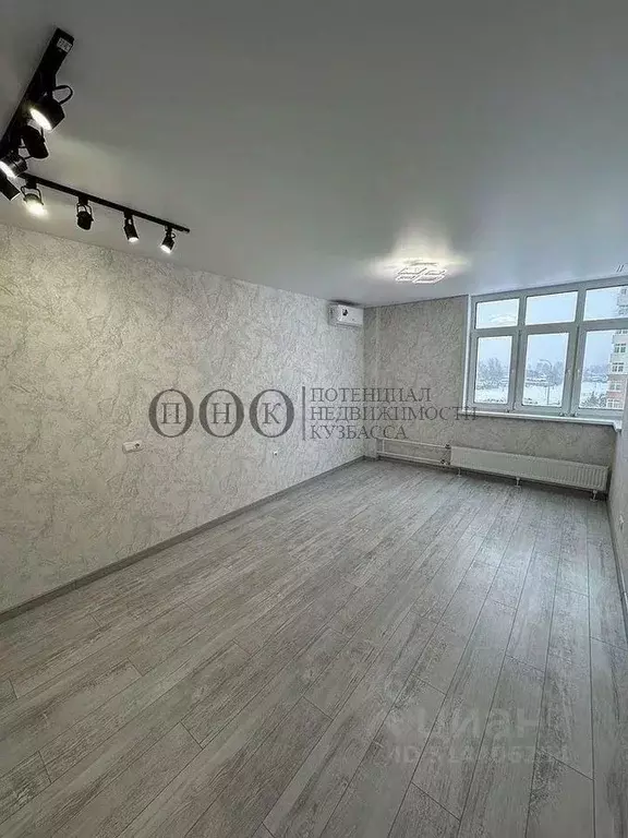 Студия Кемеровская область, Кемерово Ленинградский просп., 44 (27.2 м) - Фото 0