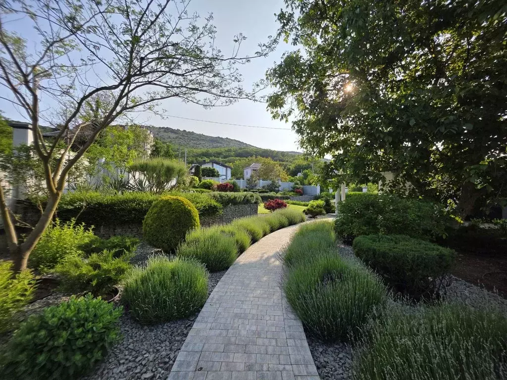 Дом в Севастополь с. Кизиловое, ул. Дачная, 127 (220 м) - Фото 1