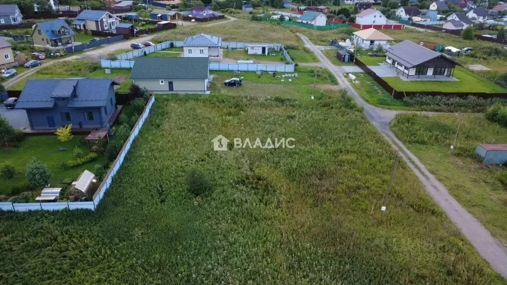 Участок в Ленинградская область, Выборгский район, пос. Первомайское ... - Фото 2