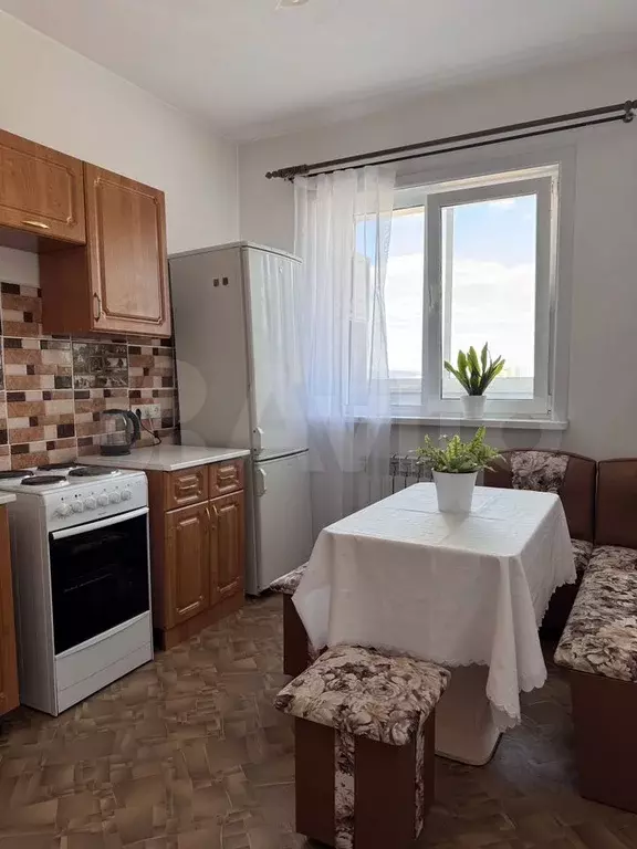 1-к. квартира, 40 м, 14/16 эт. - Фото 1