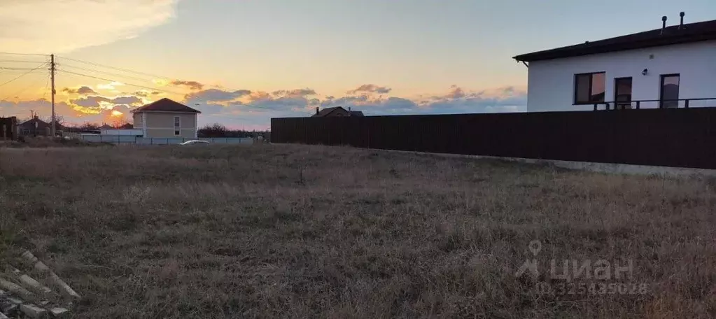 Участок в Крым, Бахчисарайский район, с. Угловое ул. Победы (8.0 сот.) - Фото 1