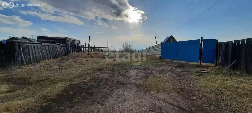 Участок в Республика Саха (Якутия), Мегино-Кангаласский улус, посёлок ... - Фото 1
