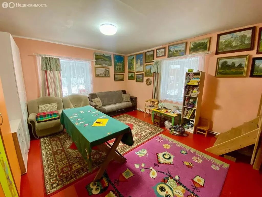 Дом в Гдовский район, Спицинская волость, деревня Подборовье (130 м) - Фото 1