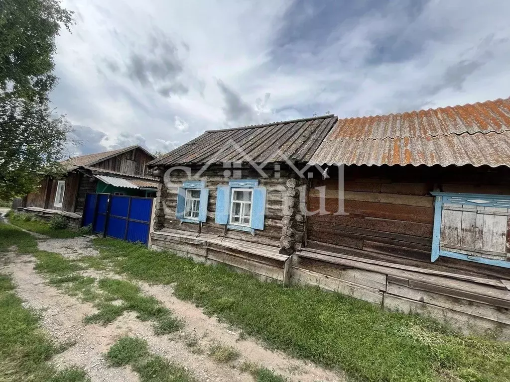 Дом в Хакасия, Усть-Абаканский район, с. Усть-Бюр ул. Ленина (65 м) - Фото 1