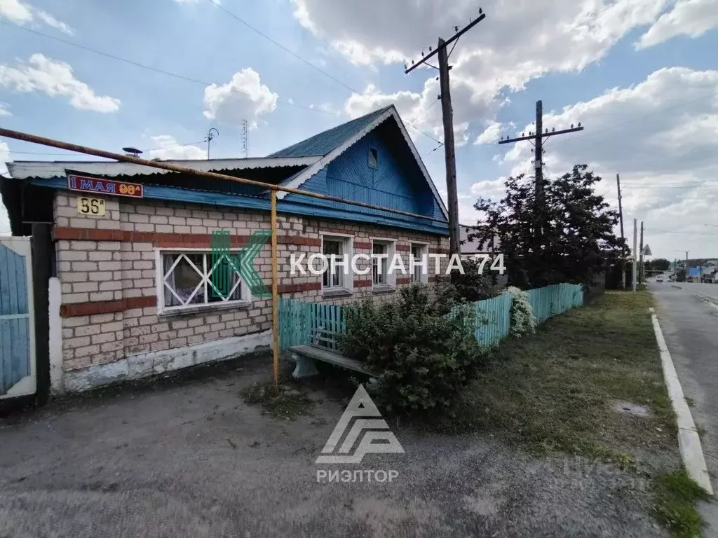 Дом в Челябинская область, Сосновский район, с. Долгодеревенское 1 Мая ... - Фото 0