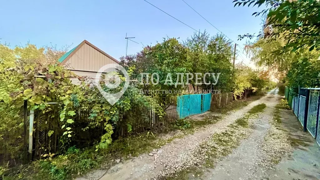 Дом в Саратовская область, Энгельсский район, Красноярское ... - Фото 1