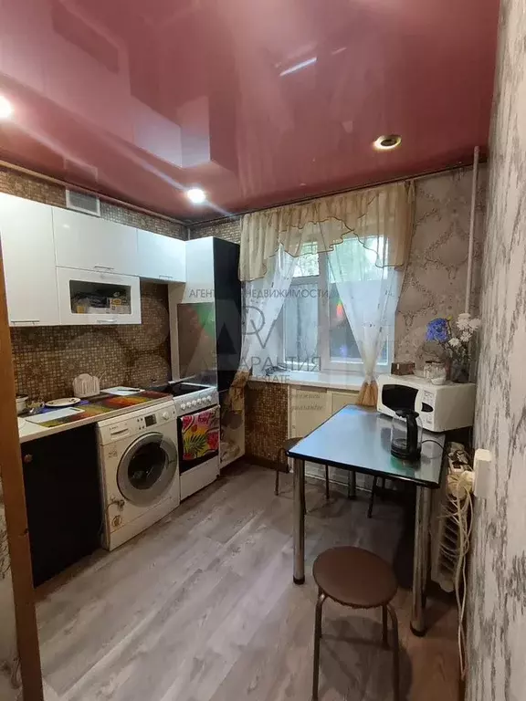 2-к. квартира, 44 м, 1/10 эт. - Фото 0