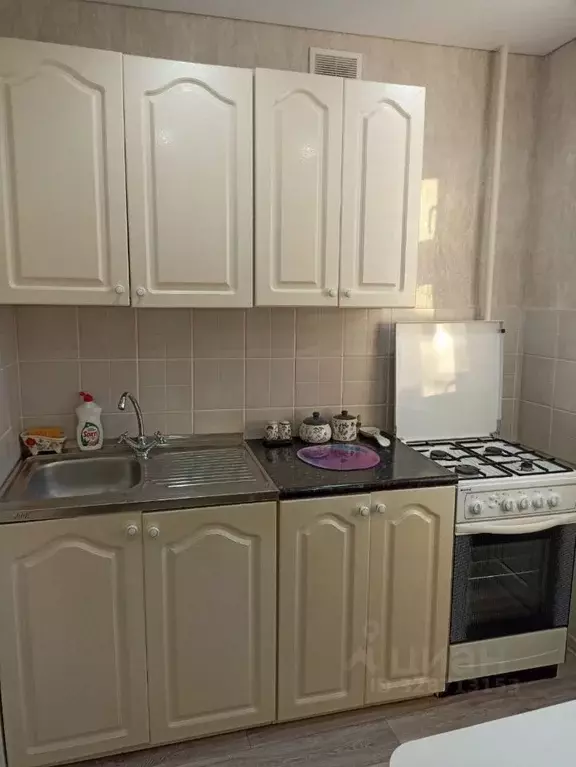 3-к кв. Пермский край, Губаха Октябрьский просп., 8 (60.1 м) - Фото 1