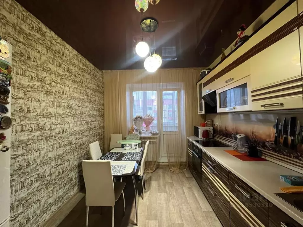 3-к кв. Ханты-Мансийский АО, Лянтор Сургутский район, 4-й мкр, 13 ... - Фото 1