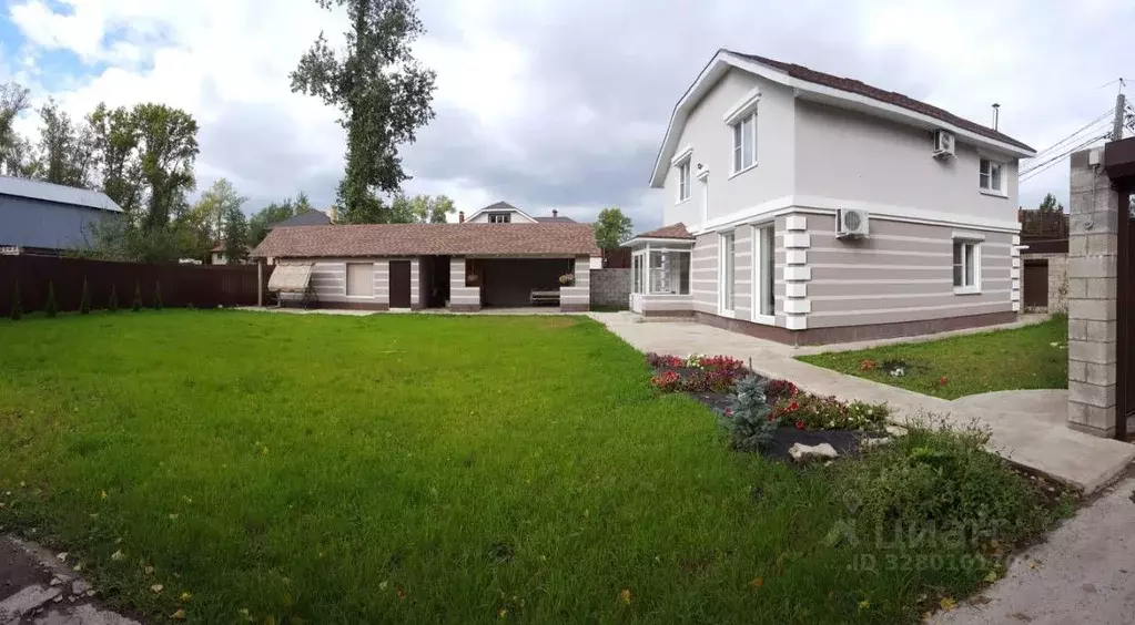 Дом в Самарская область, Новокуйбышевск ул. 1-я Водозаборная, 1 (145 ... - Фото 1