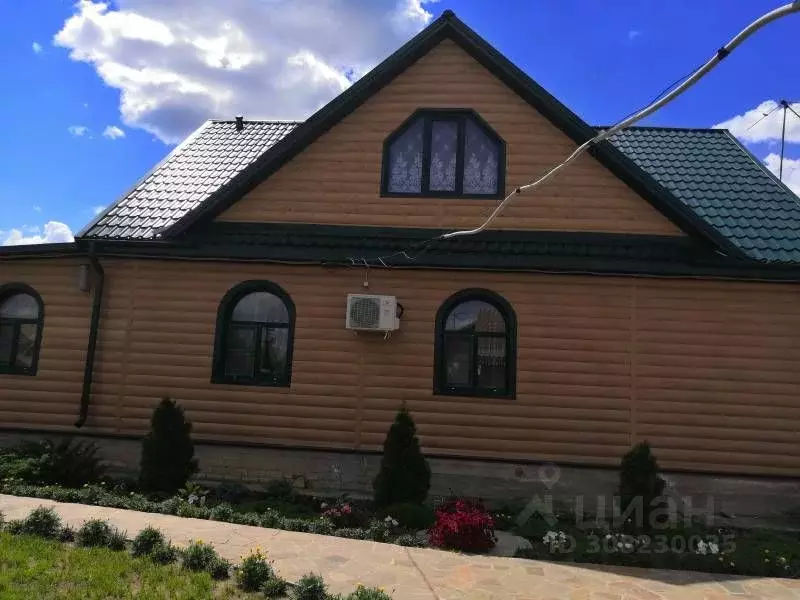 Дом в Волгоградская область, Даниловский район, Сергиевская ст-ца  (93 ... - Фото 0