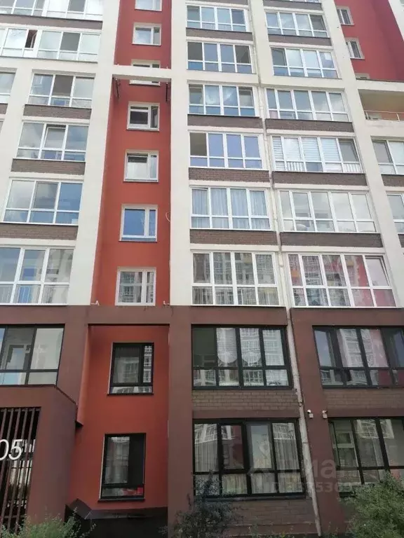 3-к кв. Тюменская область, Тюмень ул. Андрея Бушуева, 2 (72.5 м) - Фото 1