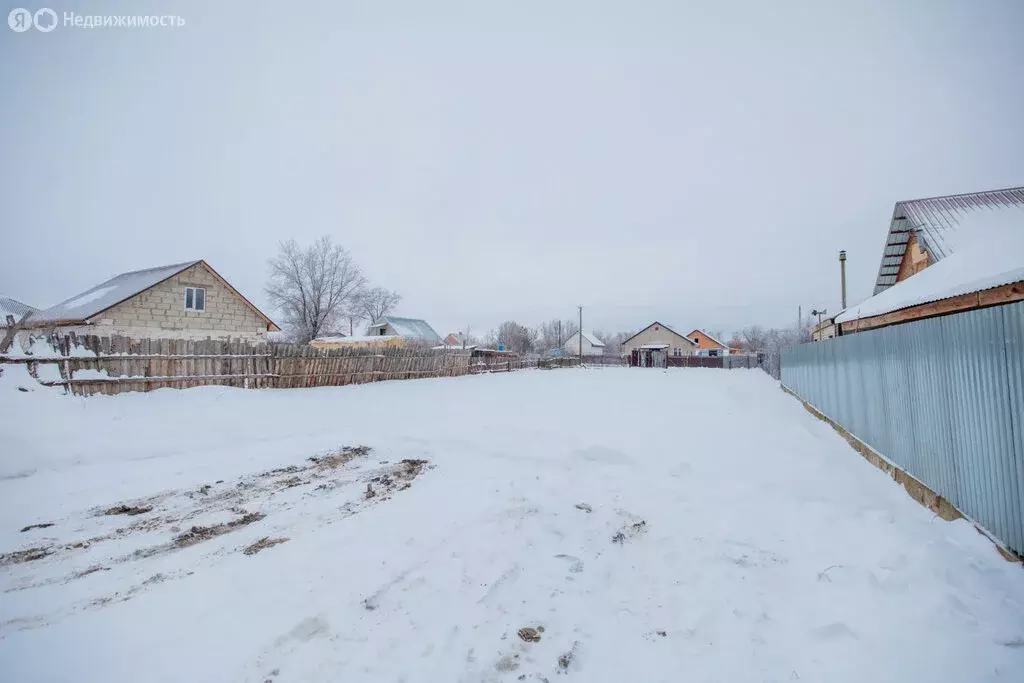 Участок в Нежинский сельсовет, СНТ Авиатор, 1-я линия (5.26 м) - Фото 1