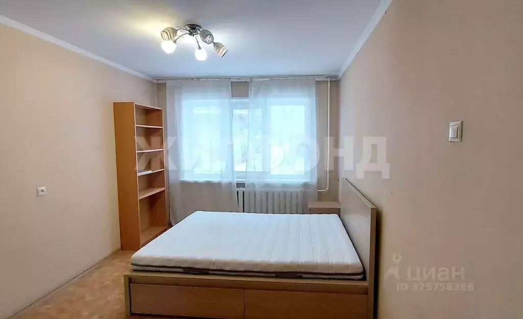 3-к кв. Новосибирская область, Новосибирск Геодезическая ул., 4 (61.0 ... - Фото 1