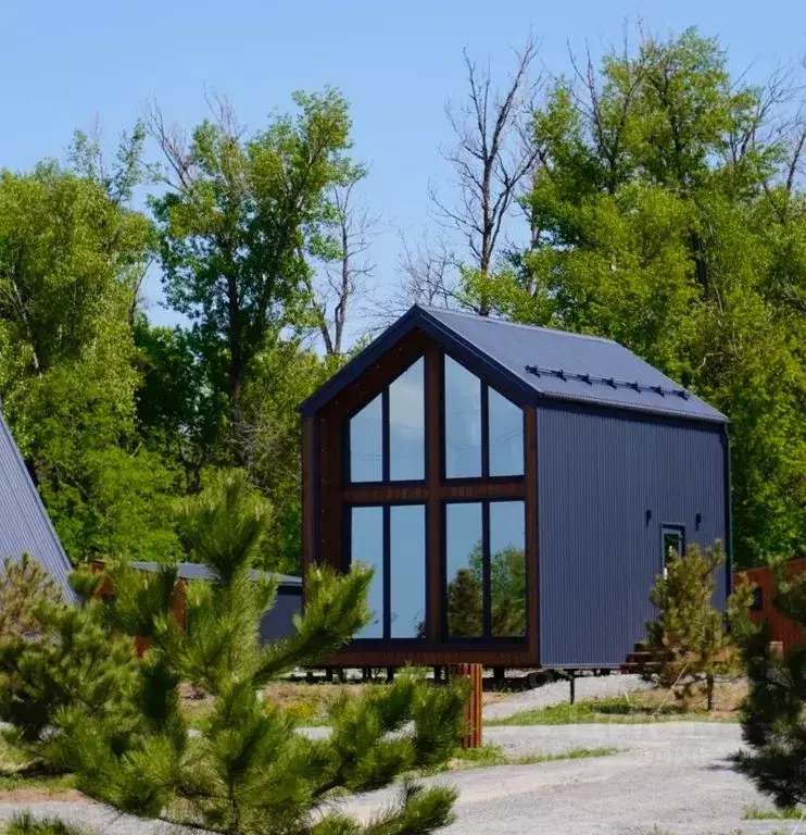 Дом в Волгоградская область, Среднеахтубинский район, Краснослободск ... - Фото 1