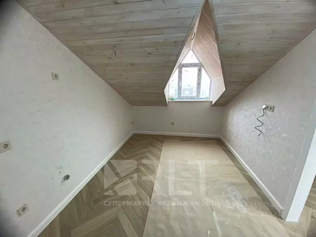 4-к кв. Дагестан, Каспийск просп. М. Омарова, 18 (90.0 м) - Фото 0