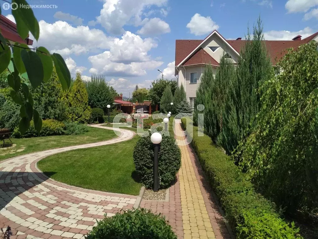 Дом в Белгород, Академическая улица (370 м) - Фото 1