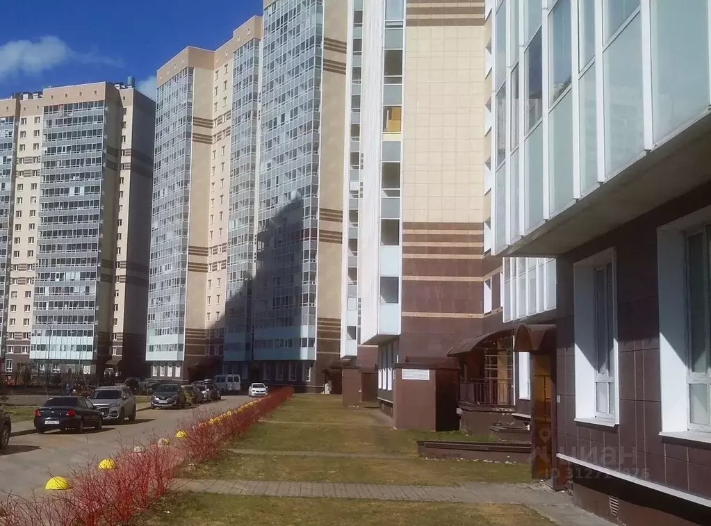 Гараж в Санкт-Петербург пос. Парголово, ул. Михаила Дудина, 12 (14 м) - Фото 0