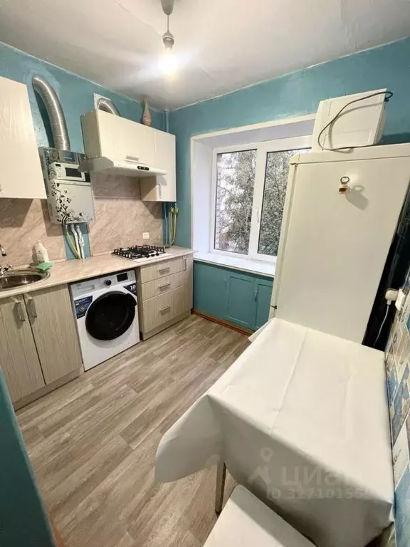 3-к кв. Новгородская область, Валдай ул. Луначарского (58.1 м) - Фото 1