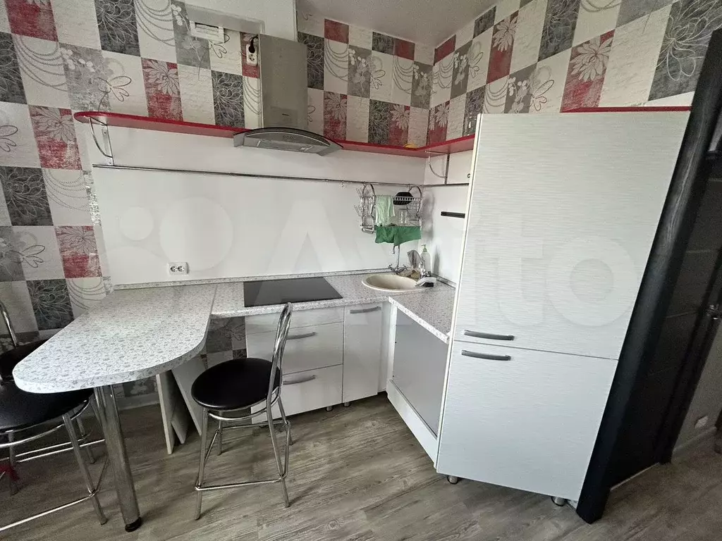 1-к. квартира, 42 м, 5/5 эт. - Фото 0