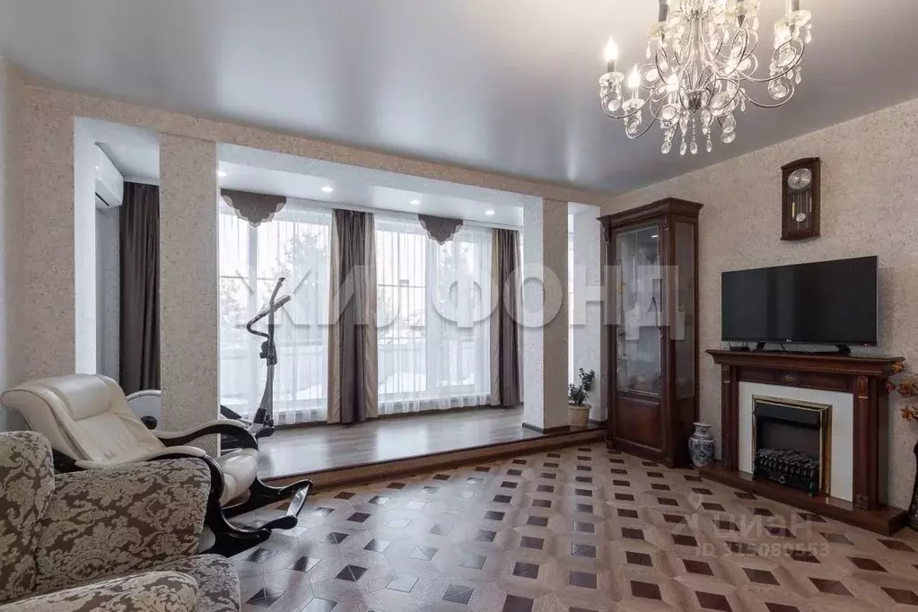 Дом в Алтайский край, Барнаул Авиатор мкр, пер. Теплый (215 м) - Фото 0