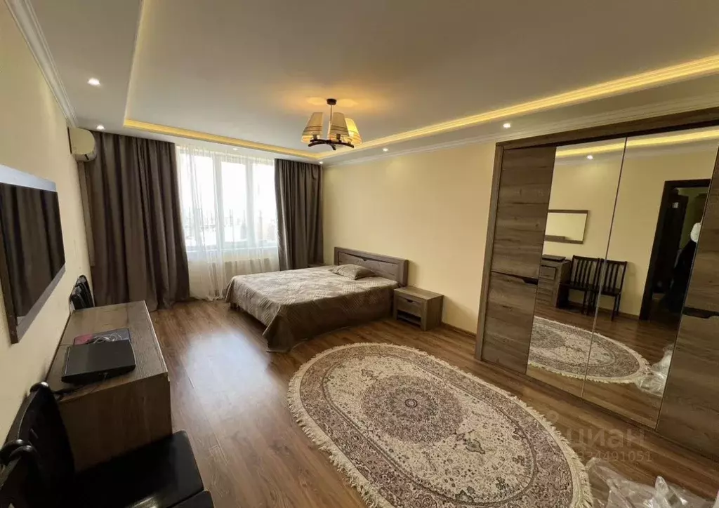 2-к кв. Крым, Симферополь ул. Смольная, 25Б (80.0 м) - Фото 1