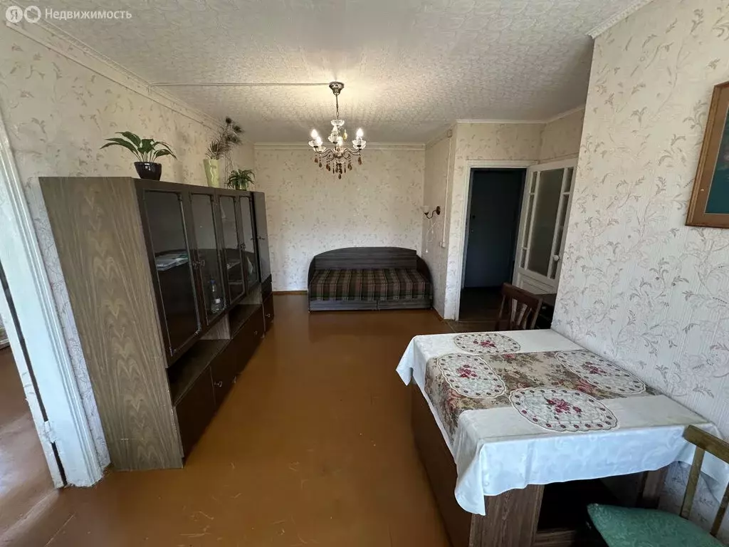 2-комнатная квартира: Каменск-Уральский, улица Дзержинского, 30 (41 м) - Фото 0
