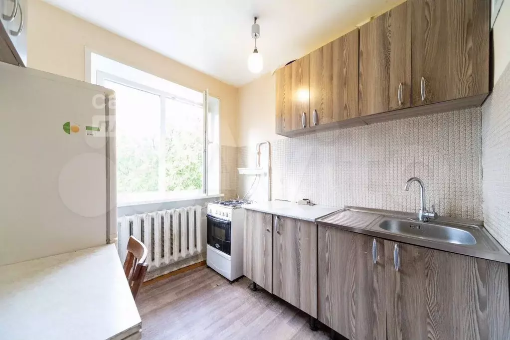 1-к. квартира, 32 м, 4/5 эт. - Фото 0