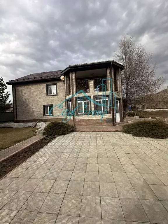 Дом в Оренбургская область, Гайский муниципальный округ, Губерля СТ  ... - Фото 0