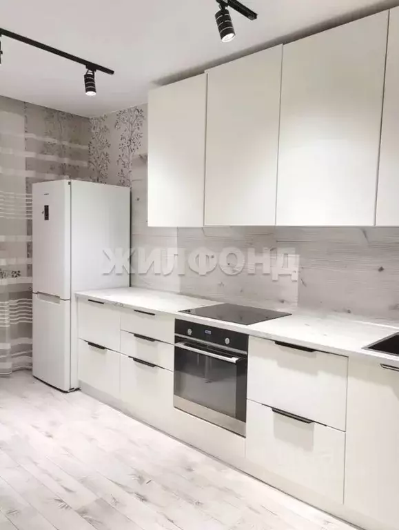 3-к кв. Томская область, Томск просп. Ленина, 255 (71.0 м) - Фото 2