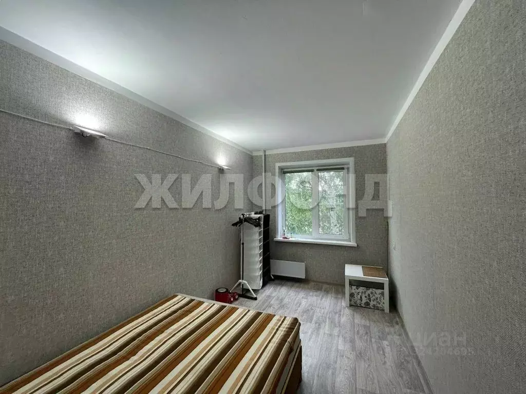 Комната Новосибирская область, Новосибирск ул. Невельского, 85 (10.2 ... - Фото 1