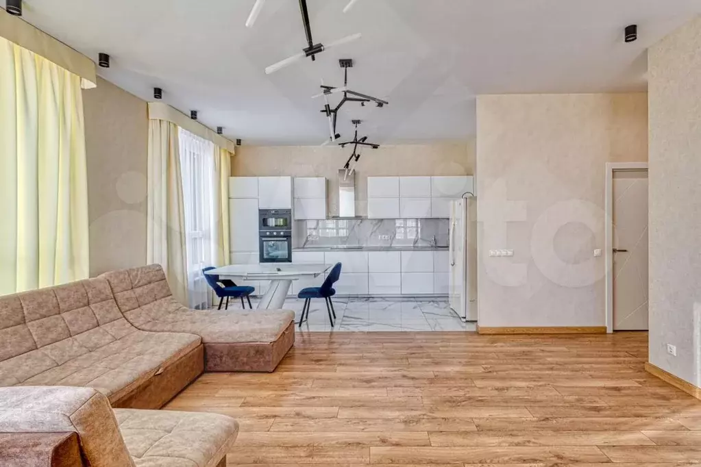 3-к. квартира, 96 м, 30/37 эт. - Фото 1