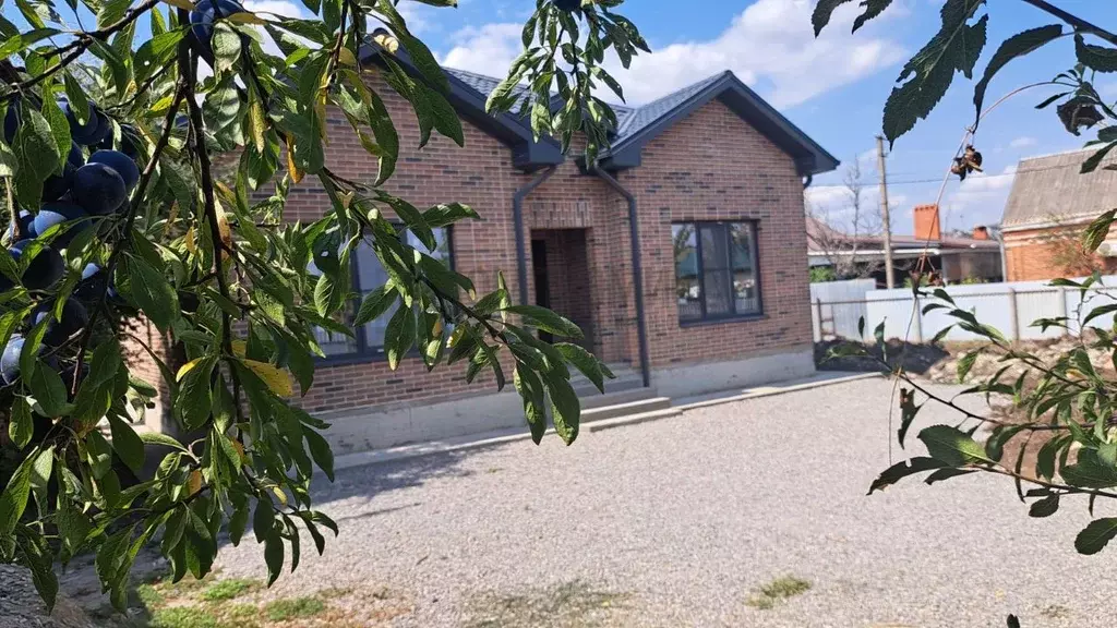 Дом в Краснодарский край, Северский район, Ильское городское ... - Фото 1