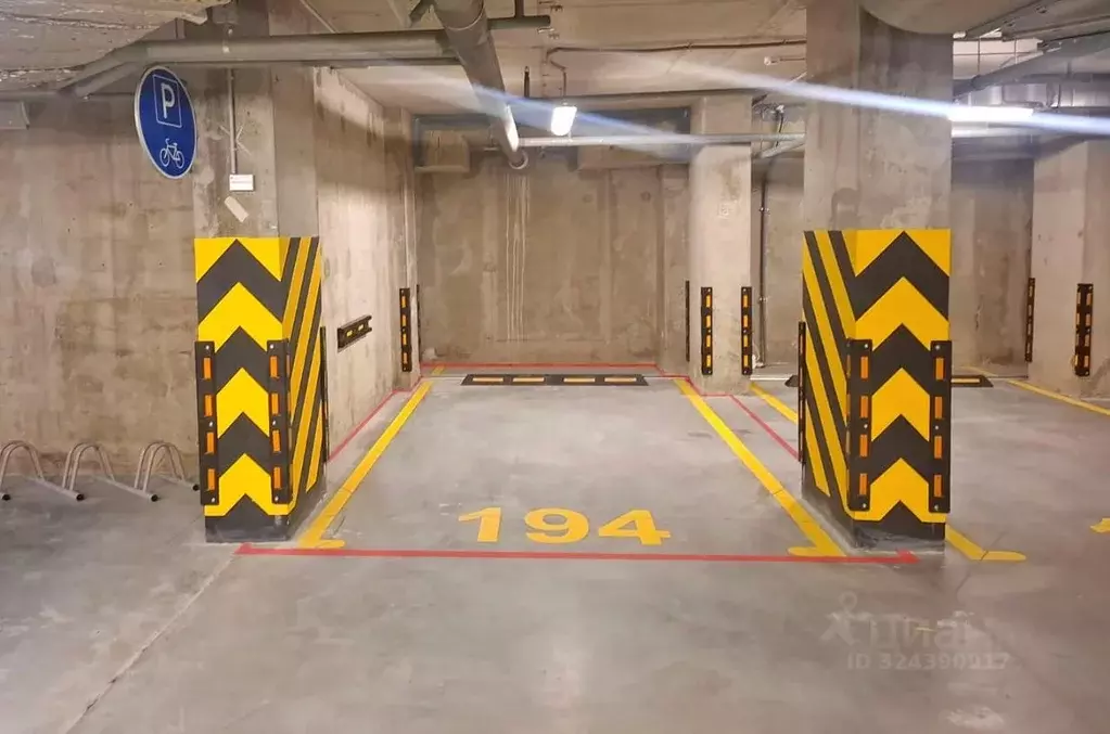 Гараж в Санкт-Петербург Ремесленная ул., 15 (17 м) - Фото 1