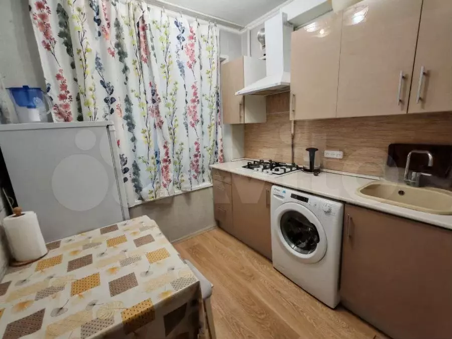 1-к. квартира, 30 м, 1/5 эт. - Фото 1