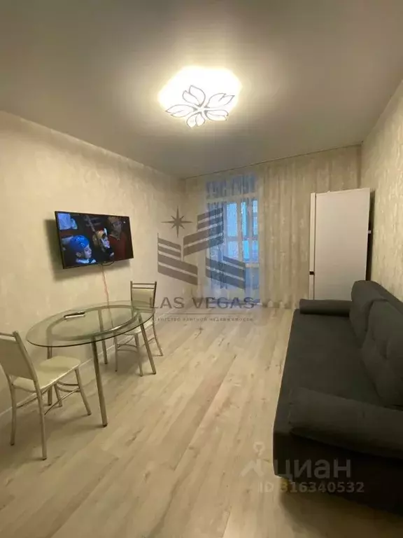 2-к кв. Татарстан, Казань ул. Азата Аббасова, 21А (55.0 м) - Фото 1