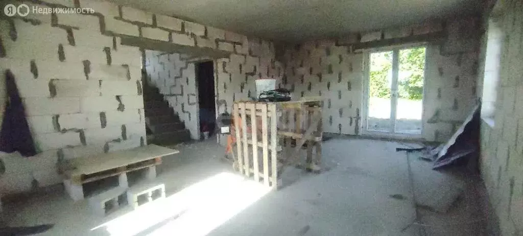 Участок в посёлок Луговое, Яблочная улица (9.56 м) - Фото 1