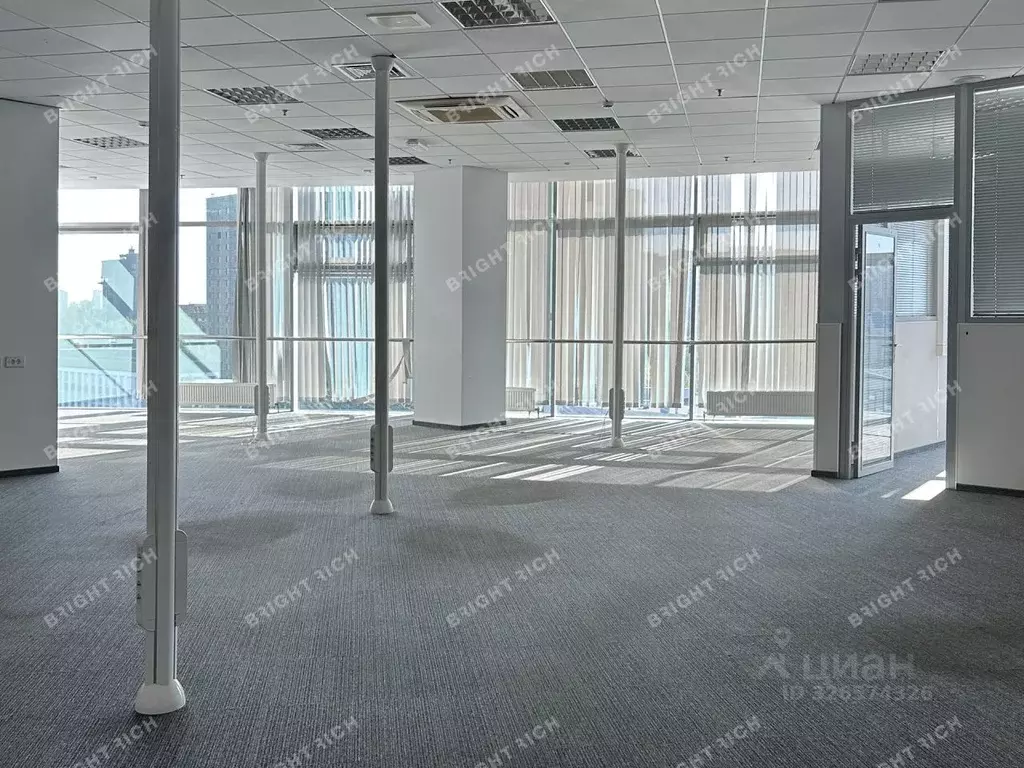 Офис в Санкт-Петербург Звездная ул., 1 (260 м) - Фото 1