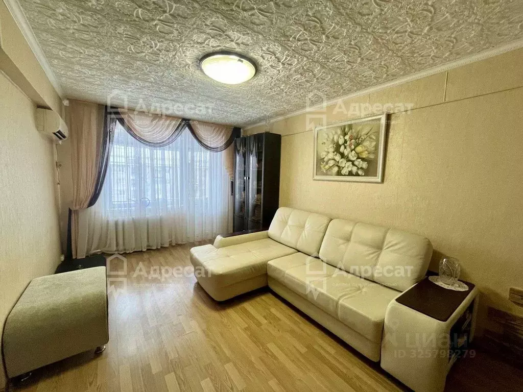 3-к кв. Волгоградская область, Волгоград ул. Одоевского, 70 (58.6 м) - Фото 1