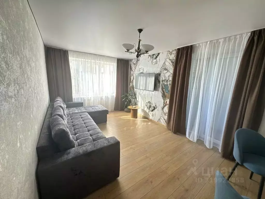 3-к кв. Крым, Бахчисарай ул. Фрунзе, 48 (75.0 м) - Фото 1