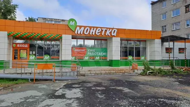Помещение 62.6 м Кировград Декабристов 4а - Фото 0